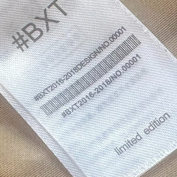 Realtakai Camel Colored Bomber Jacket Short Trench Coat Belt Size Medium Women's - Picture 10 of 11